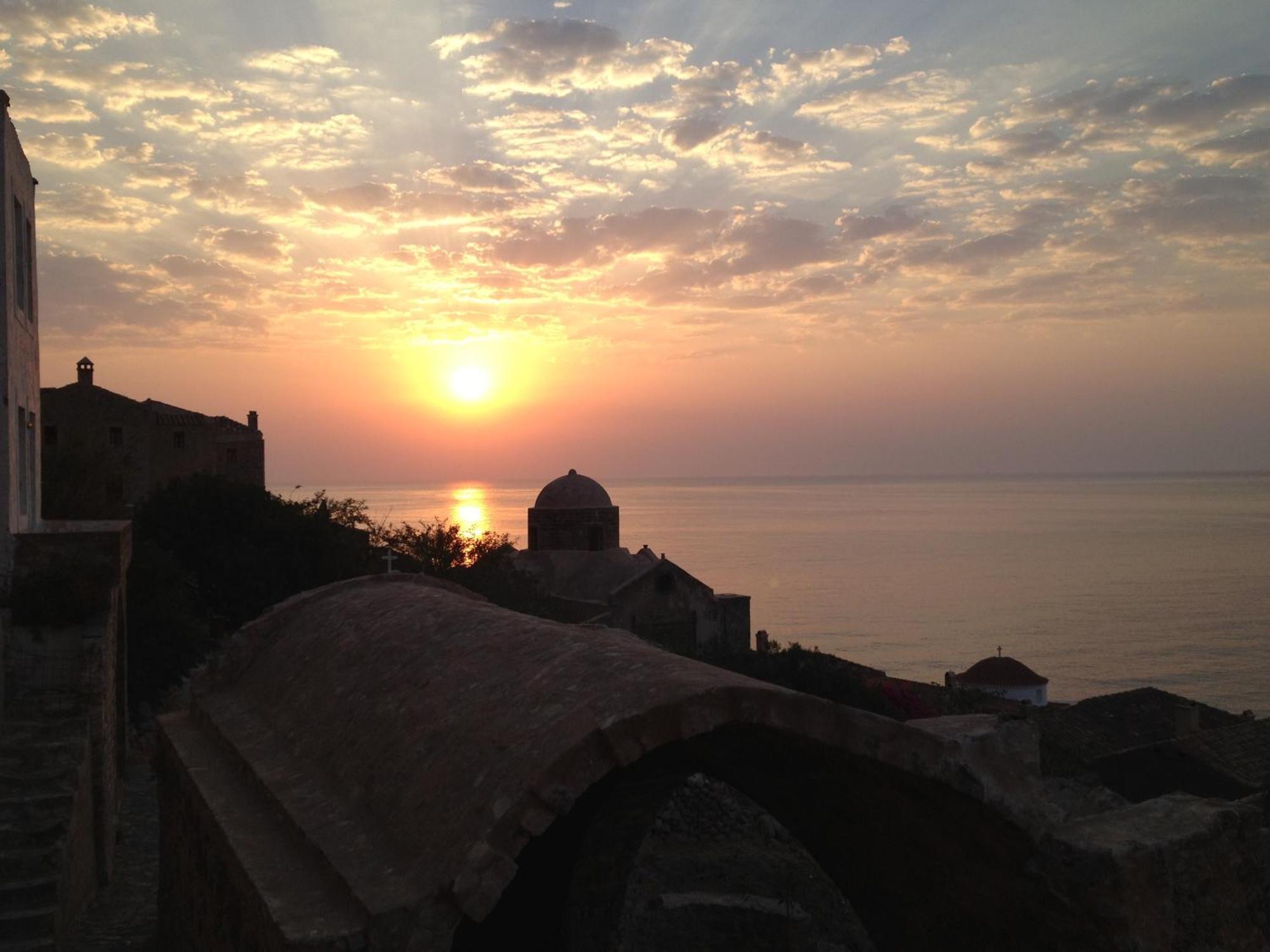 Kissamitakis Guesthouse Monemvasia Exterior photo