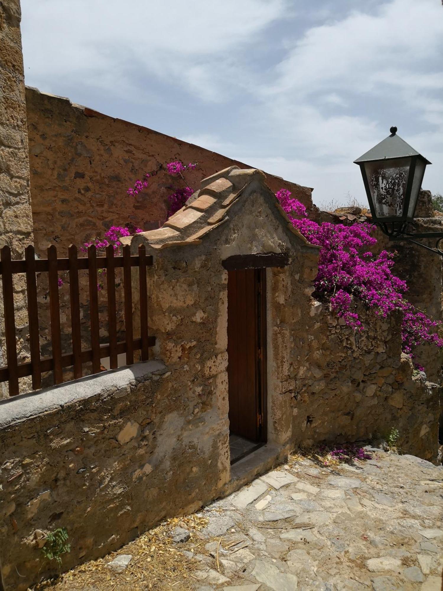 Kissamitakis Guesthouse Monemvasia Exterior photo