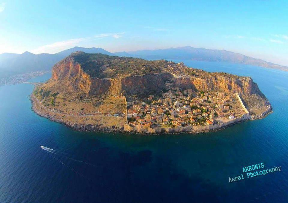 Kissamitakis Guesthouse Monemvasia Exterior photo